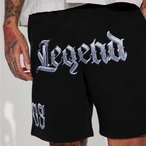 Black shorts that say “ Legend “ - Picture 4 of 5